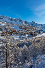 Isola 2000