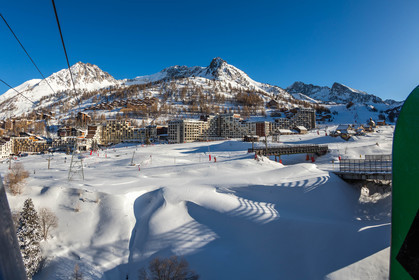 Isola 2000