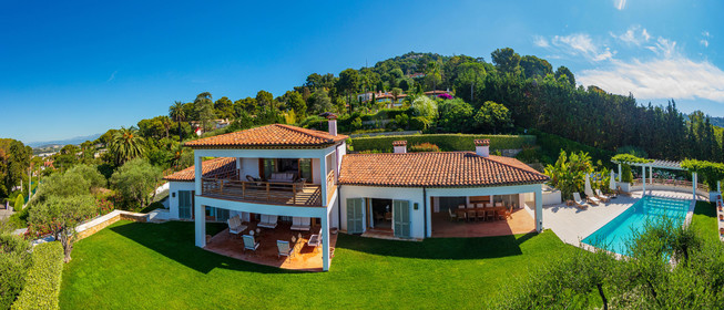 PAL244770-pano.jpg