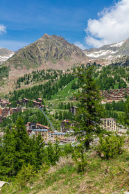 Isola 2000