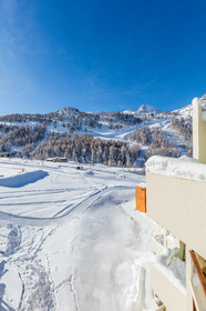 Isola 2000