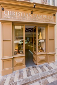 Chocolatier