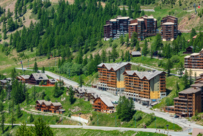 Isola 2000