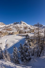 Isola 2000