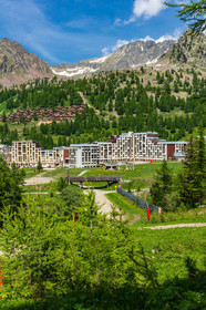 Isola 2000