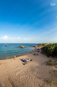 Cala Longa