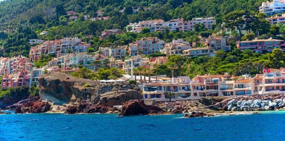 Corniche d'Or