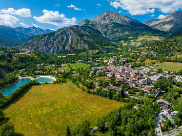 Allos