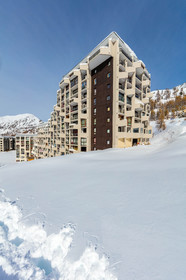 Isola 2000