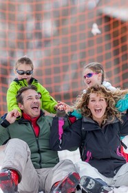 Famille à la neige