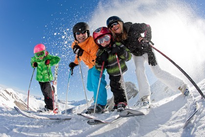 Famille au ski