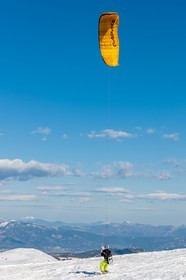 Snowkite