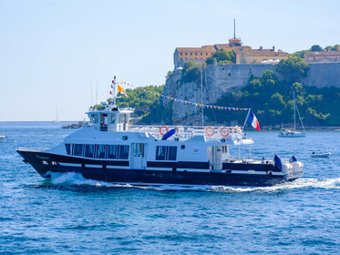 Croisette II