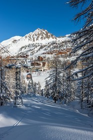 Isola 2000