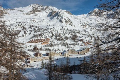 Isola 2000