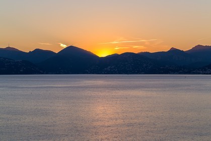 Cannes vue de l'Hôtel Radisson Blu 1835