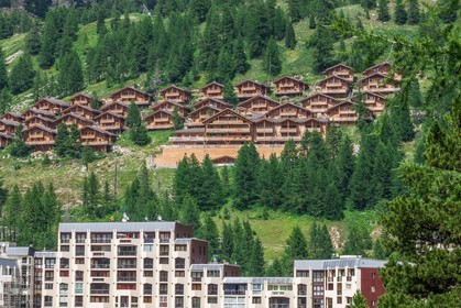 Isola 2000