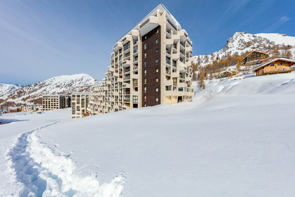 Isola 2000