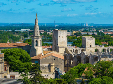 Arles