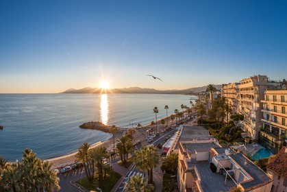 Cannes vue de l'Hôtel Radisson Blu 1835