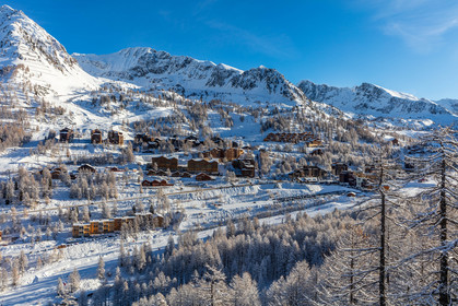 Isola 2000
