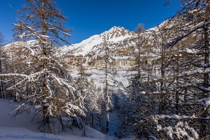 Isola 2000