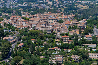 Mougins