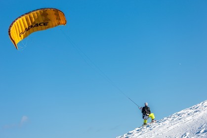 Snowkite