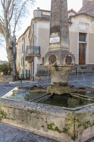 Cucuron