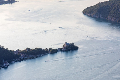 Vue sur le lac d'Annecy depuis le Col de la Forclaz