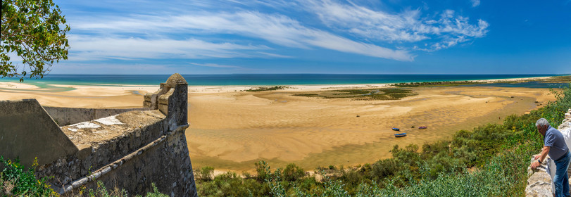 Portugal, Algarve, Cacela Velha village located east of Rio Formosa