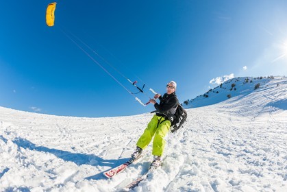 Snowkite