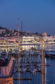 Cannes vue de l'Hôtel Radisson Blu 1835