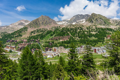 Isola 2000