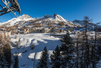 Isola 2000