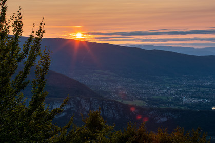 Vue sur le lac d'Annecy depuis le Col de la Forclaz