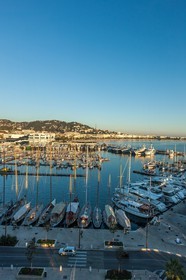 Cannes vue de l'Hôtel Radisson Blu 1835