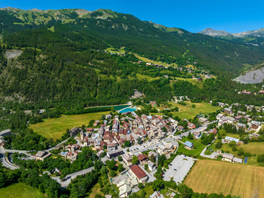 Allos