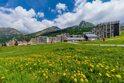 Isola 2000