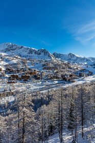 Isola 2000