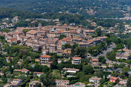 Mougins