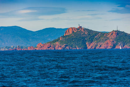 Alpes-Maritimes (06)  Corniche d'Or