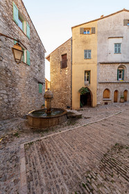 Peille