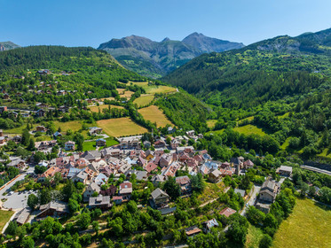 Allos