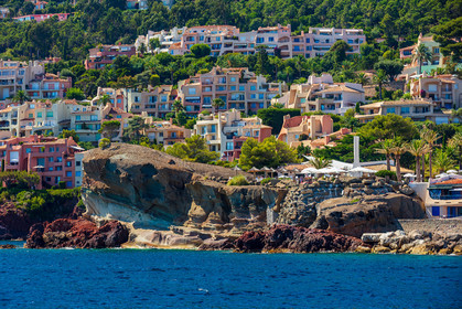 Corniche d'Or