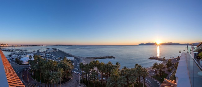 Cannes vue de l'Hôtel Radisson Blu 1835