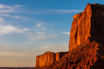 Lever de soleil sur Monument Valley