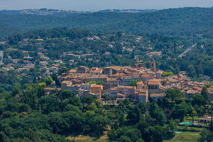 Mougins