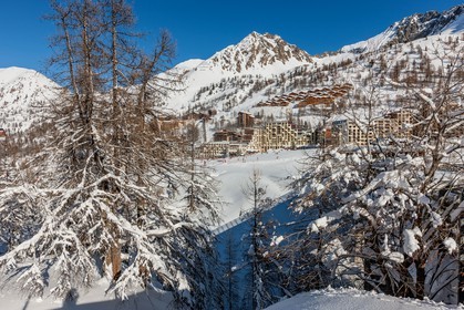 Isola 2000