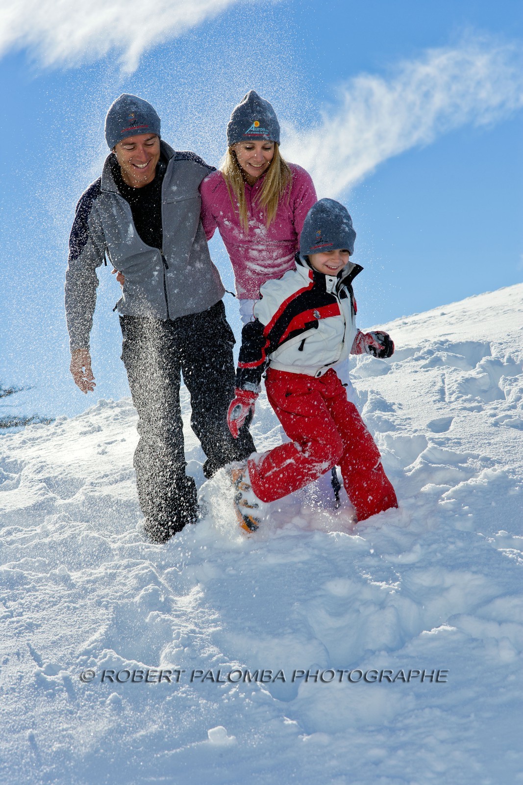Famille à la neige